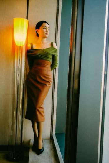 5月28日“2024中國電視劇導(dǎo)演大會”在北京舉辦 周迅獲年度女主角獎